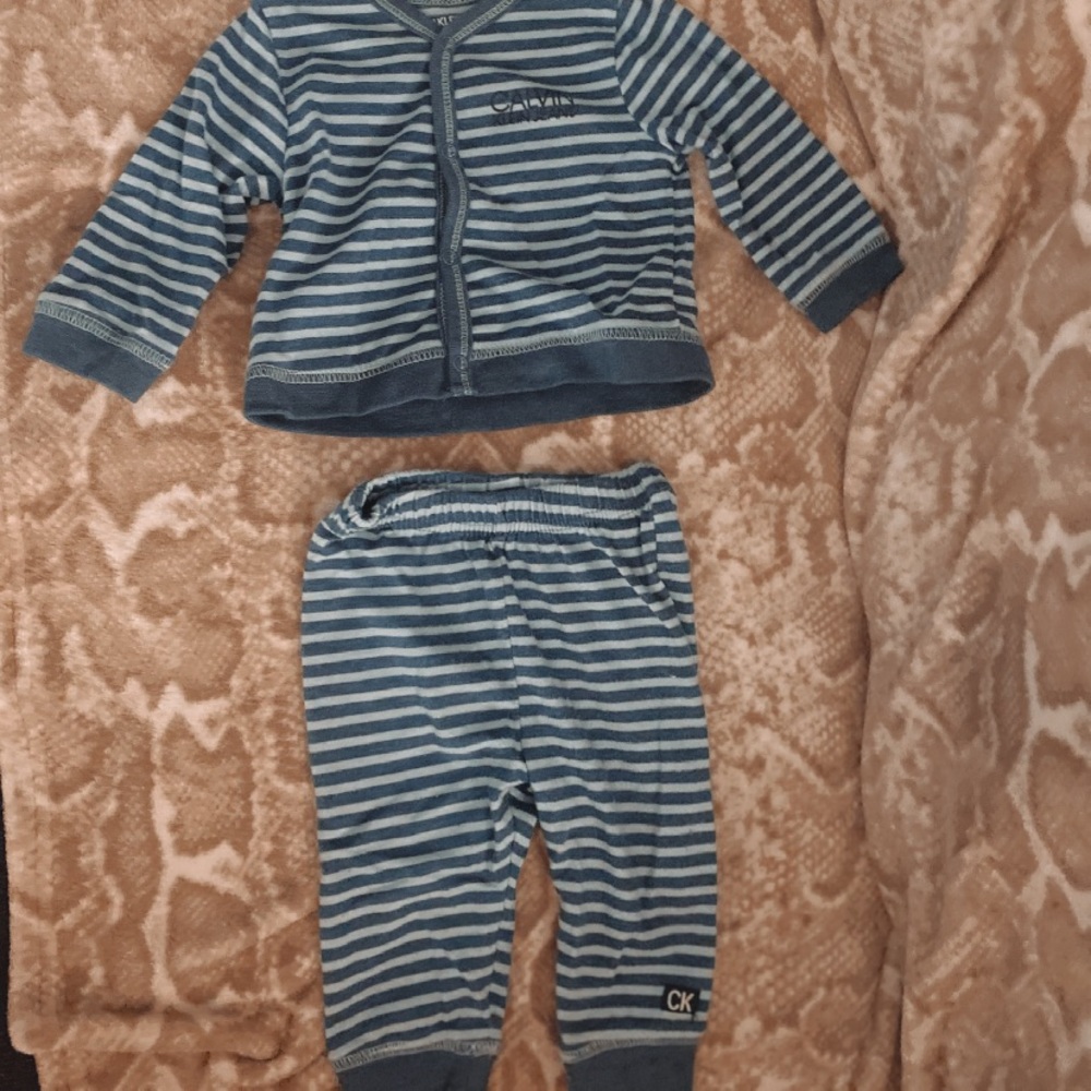 baby calvin klein pjs